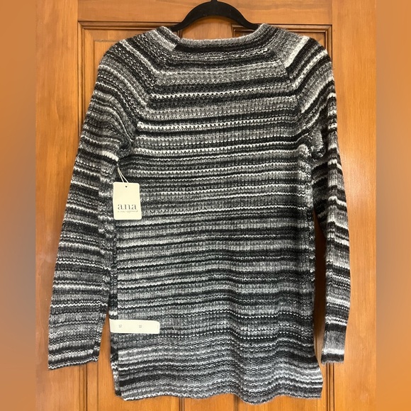 Striped sweater - Picture 3 of 8